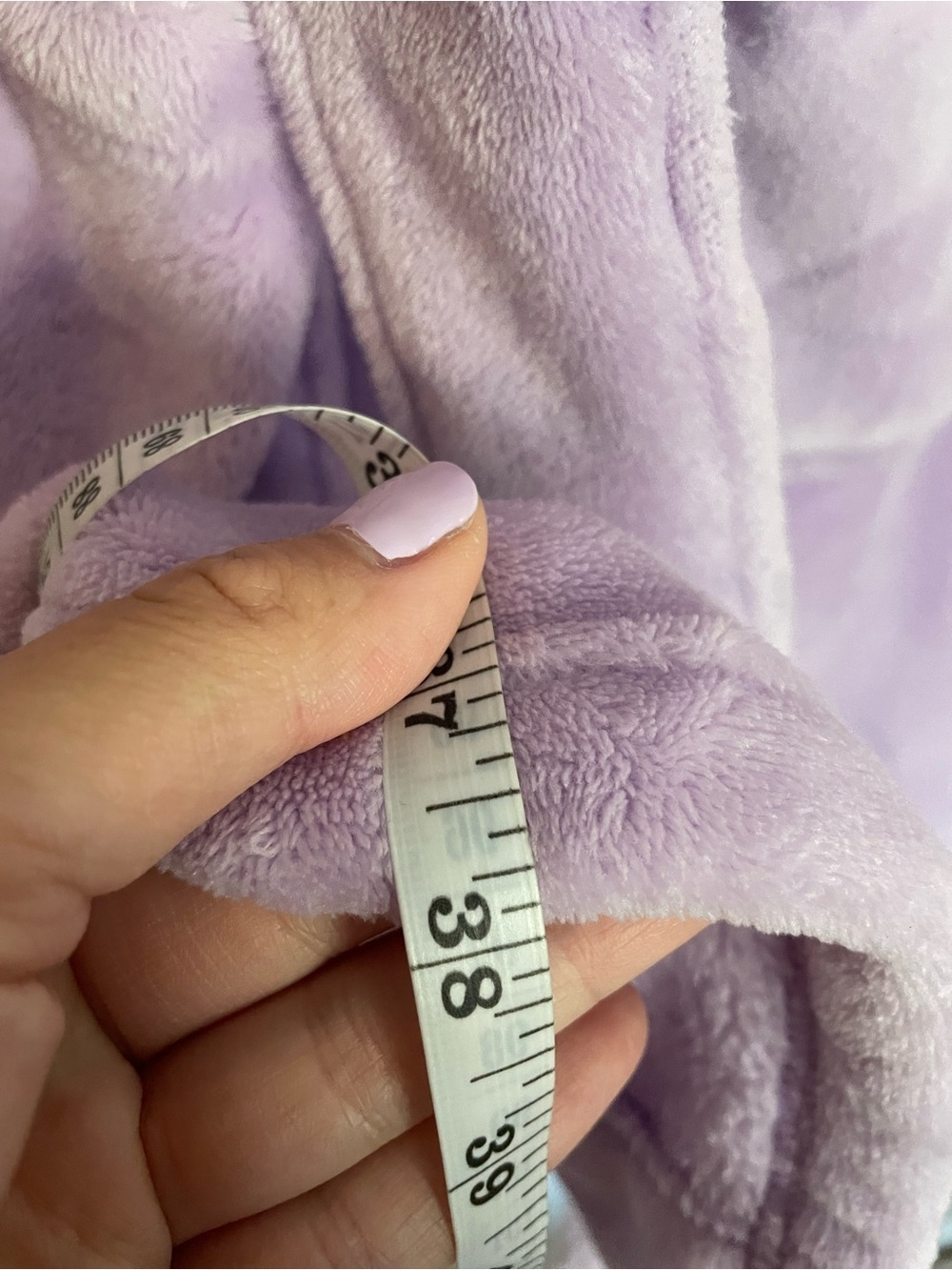 Victoria's Secret XS Lavender Purple Plush Heart Embossed Short Plush Robe - Picture 8 of 9